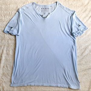 Guess light t-shirt